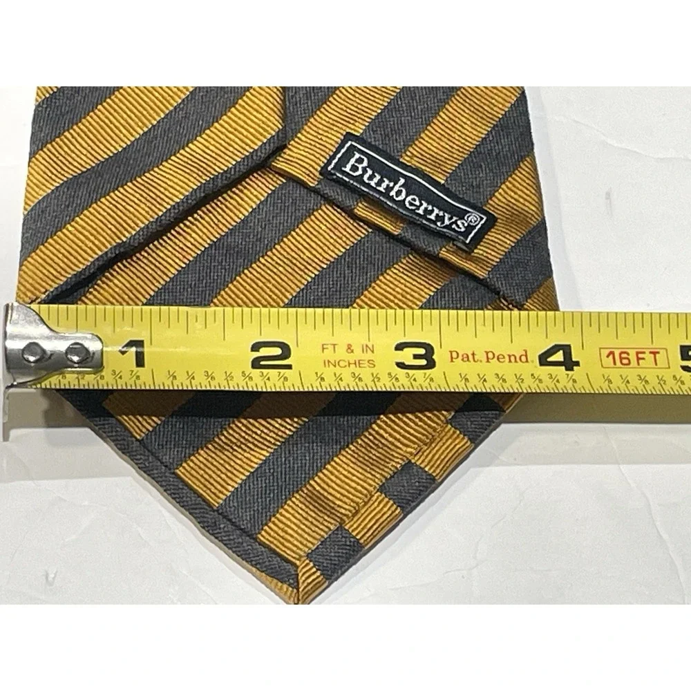 Vtg Burberrys Necktie Silk Wool Stripe Gold Gray Made in Italy 3.75 Tie Burberry